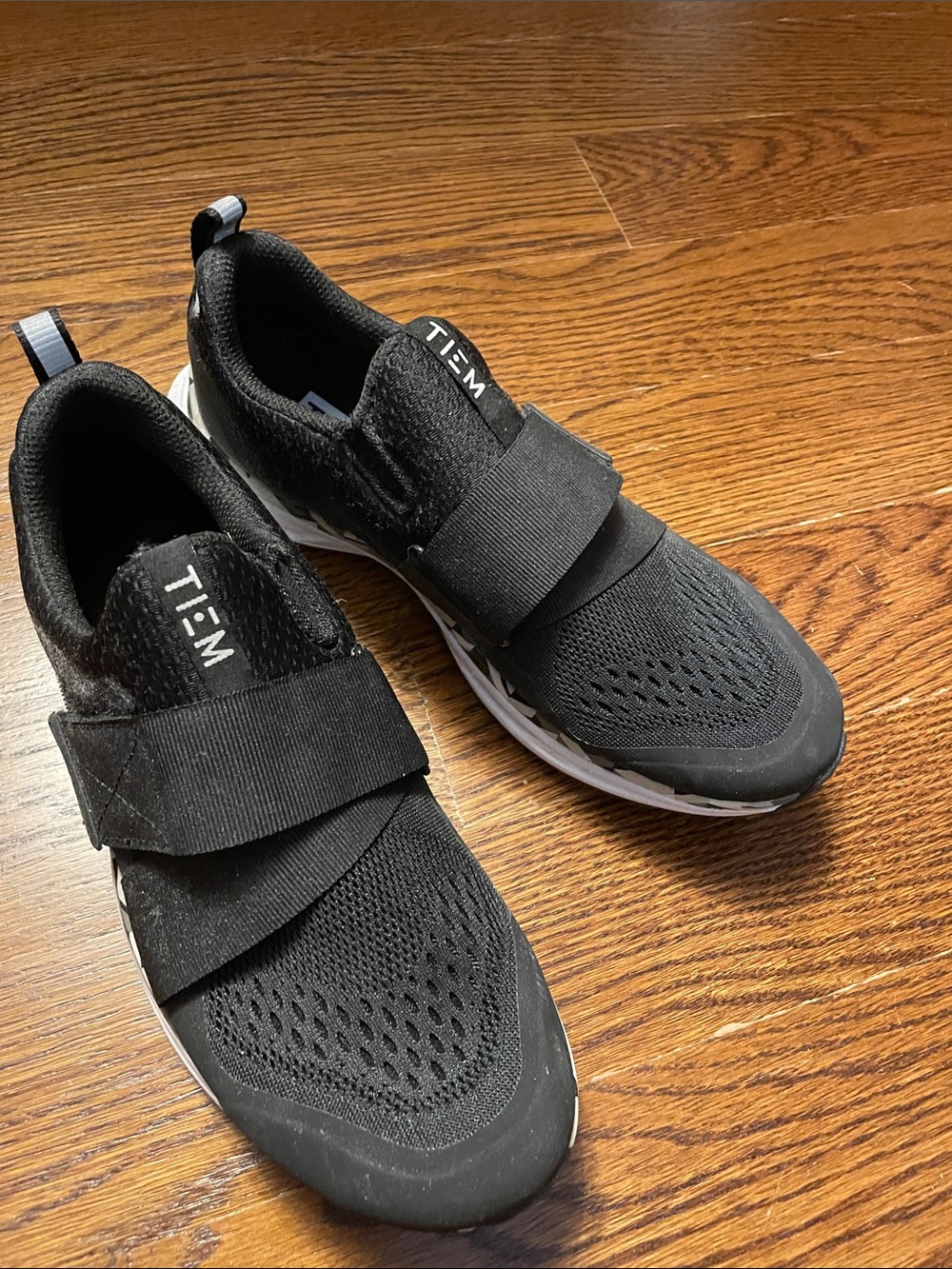 TIEM Black slipstream women’s Slip-On cycling Sneakers